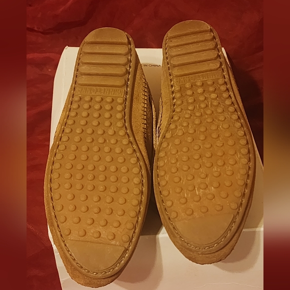 Minnetonka moccasin ladies sz 9 Nwot nvr worn. mc2 - Picture 6 of 6